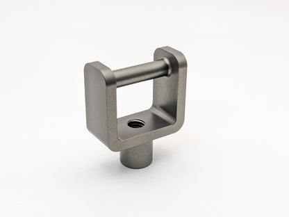 ピトンクランプ受け